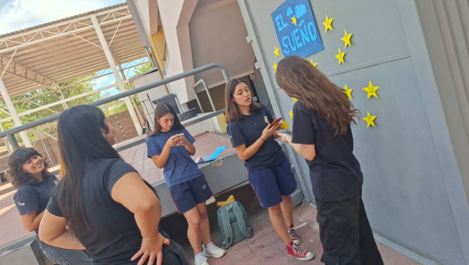 imagen Jornada de juegos colaborativos en el cierre del EDI "Educación, comunidad y trayectorias educativas"