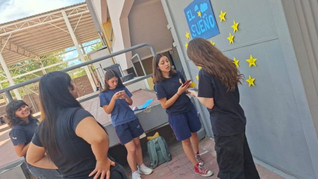 imagen Jornada de juegos colaborativos en el cierre del EDI "Educación, comunidad y trayectorias educativas"