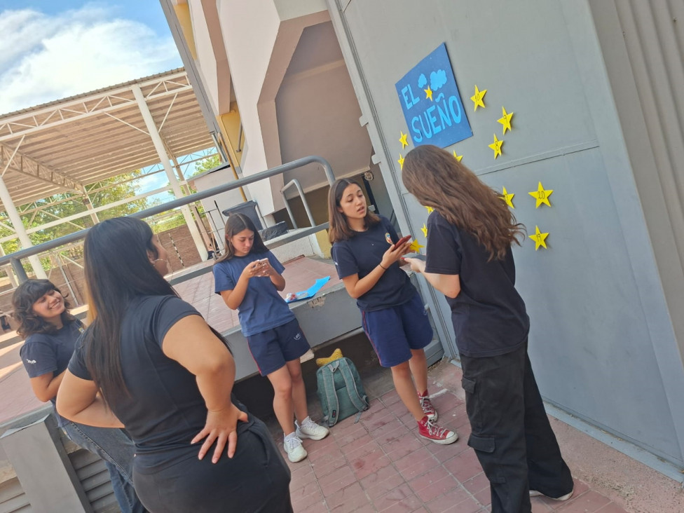 imagen Jornada de juegos colaborativos en el cierre del EDI "Educación, comunidad y trayectorias educativas"