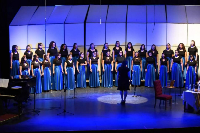 imagen El Coro Femenino de la Escuela del Magisterio se presenta en la Nave UNCuyo