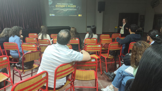 imagen Encuentro de prácticas educativas para docentes de Historia y Ciencias Sociales