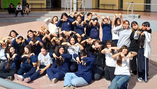 imagen El Coro Inicial de la Escuela del Magisterio es finalista nacional en el concurso "Sueños de Radio"