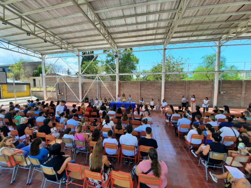 imagen Familias de ingresantes a primer año tuvieron su bienvenida