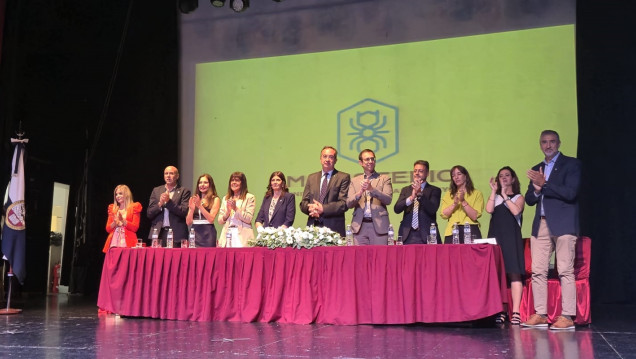 imagen Acto de colación: El Magisterio despidió a la promo 2025