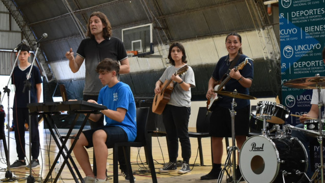 imagen La Escuela del Magisterio organizó el primer Encuentro Musical Inter escolar de la Uncuyo