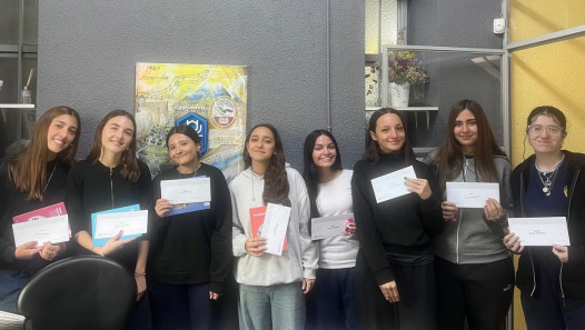 imagen Estudiantes del Magisterio con mejores promedios podrán acceder a becas universitarias en la Di Tella