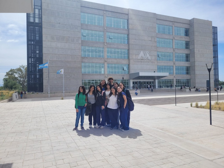 imagen Estudiantes del Proyecto "pre de derecho" de la Escuela del Magisterio visitaron el Polo Judicial