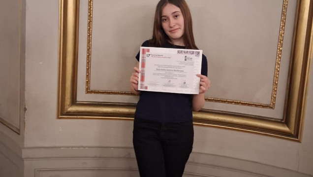 imagen Orgullo del Magis: la estudiante Maia Estevez fue premiada en el Concurso Literario "De Ana Frank a nuestros días"