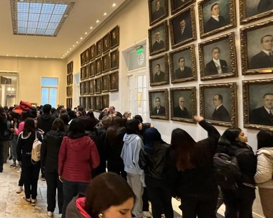 imagen Estudiantes del Magisterio visitaron la Legislatura mendocina