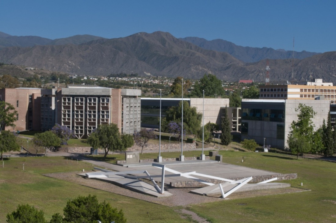 imagen Ranking internacional: la UNCUYO es la universidad que más mejoró en Argentina