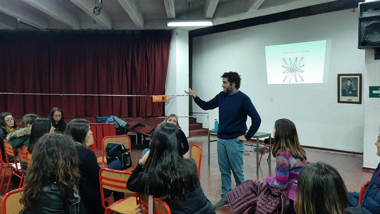 imagen Se realizó el taller "Competencias emocionales, sociales y para la vida y el bienestar en el aula" 