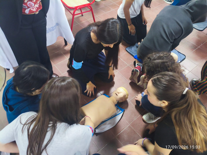 imagen Ritmo Vital: Estudiantes brigadistas se capacitaron en primeros auxilios y RCP