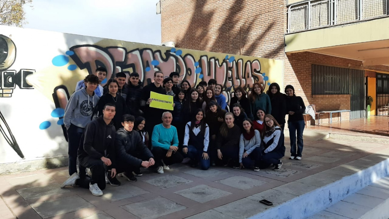 imagen Estudiantes asistieron a una jornada de concientización sobre ciberbullying y ciberacoso