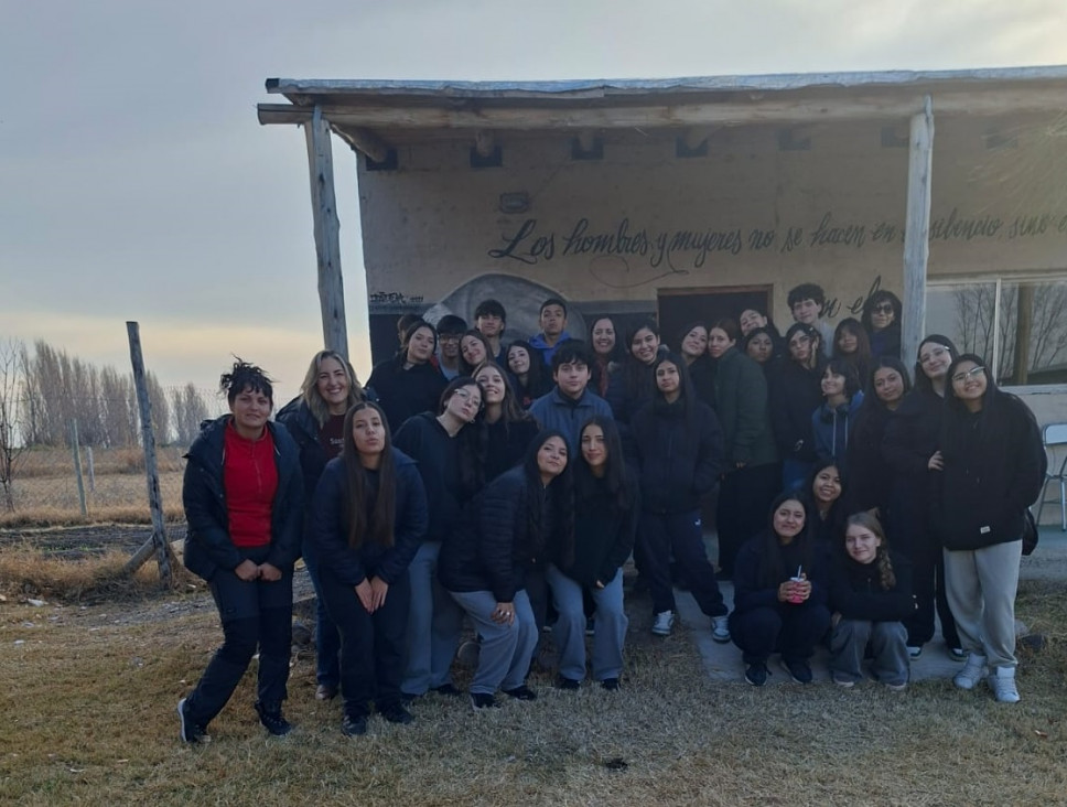 imagen Continuidad de las PSE: Estudiantes de 4to H3 visitaron la Escuela Campesina de Agroecología